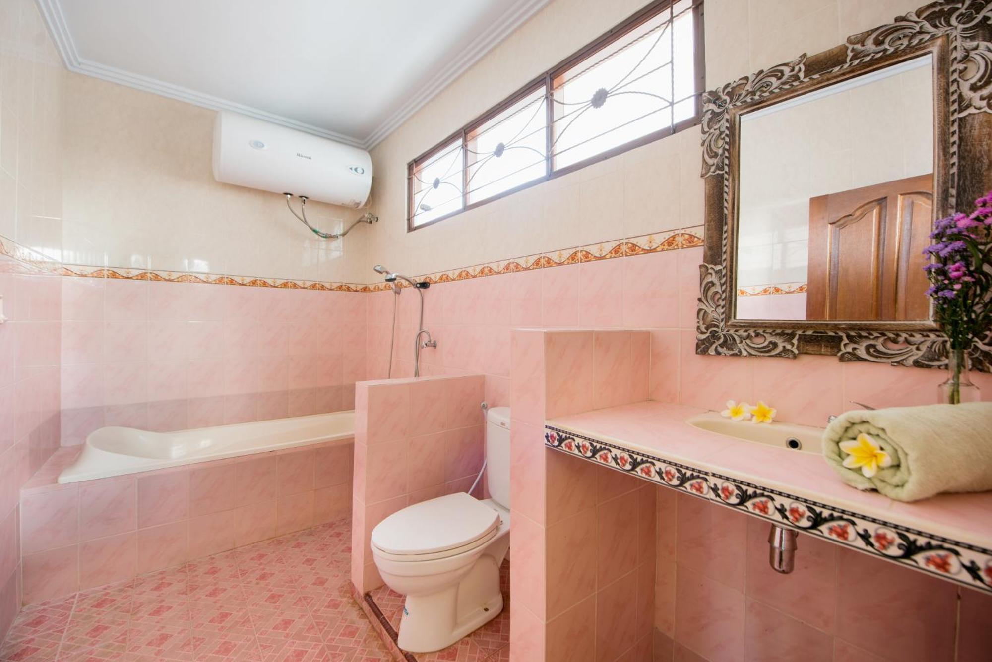 Sari Bungalow Убуд Номер фото